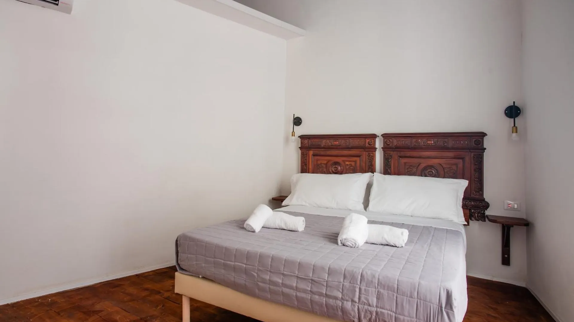 Velato Carafa Palace By Dimorra Naples Guest house