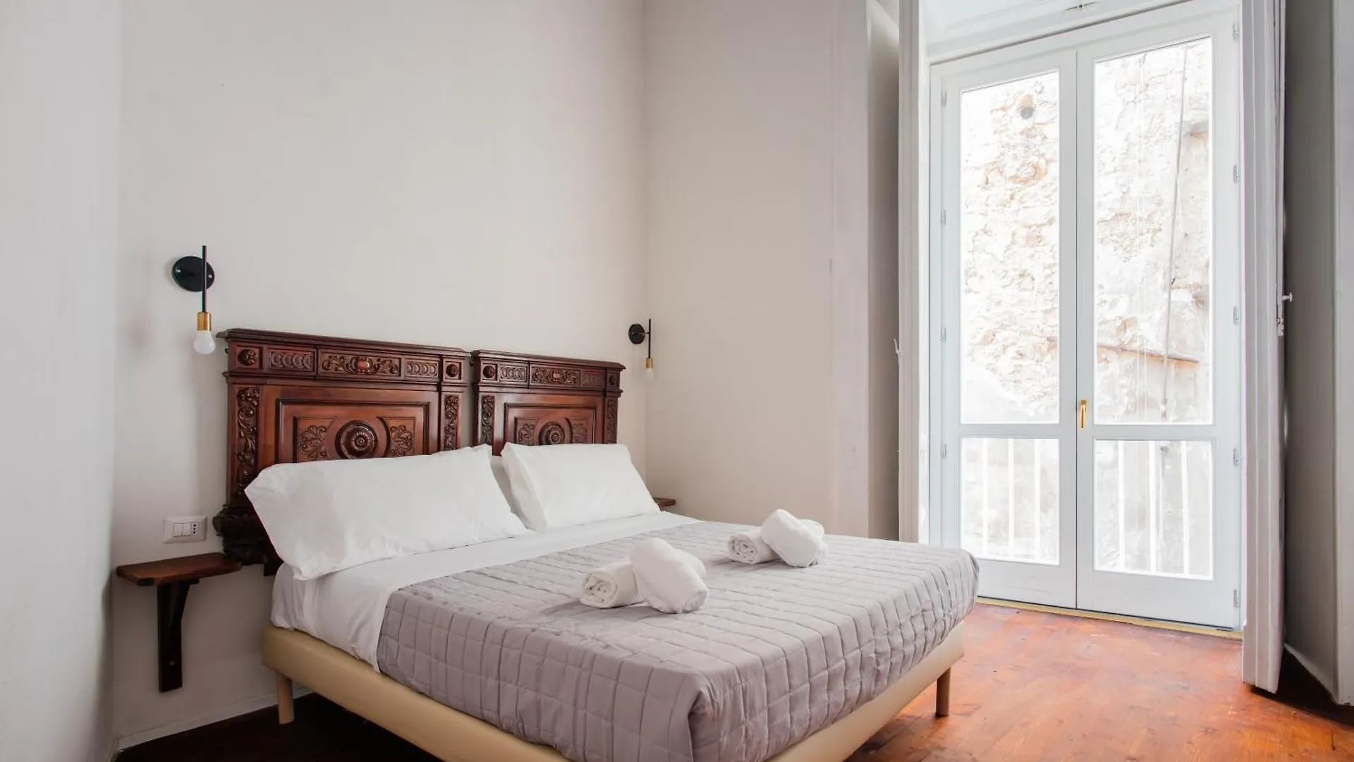 Velato Carafa Palace By Dimorra Naples Guest house